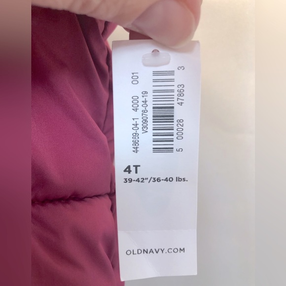 Old Navy long sleeve thermal and puffer vest, 3T (4T has been sold) - Picture 6 of 11